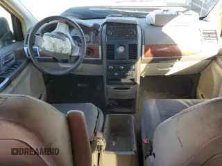 2008 Chrysler Town & Country Touring with VIN 2A8HR54P18R651693, listed as a Copart auction lot 88906765 with Not Provided miles and Salvage Title. Bid and sale history available at carsss.com. Image 8.