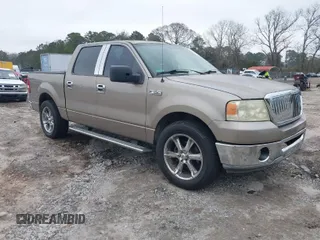 2006 Ford F-150 XLT with VIN 1FTPW125X6FA17454, listed as a IAAI auction lot 41519488 with 290,863 mi miles. Bid and sale history available at carsss.com. Image 1.
