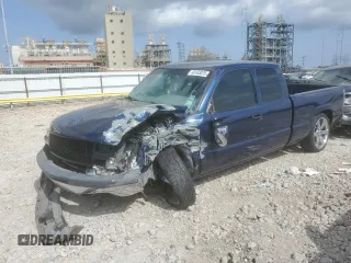 2000 Chevrolet Silverado 1500 LS with VIN 2GCEC19T4Y1146238, listed as a Copart auction lot 49103075 with Not Provided miles and Salvage Title. Bid and sale history available at carsss.com. Image 1.