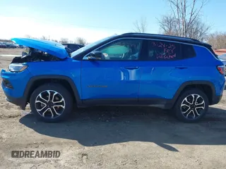 2022 Jeep Compass Limited with VIN 3C4NJDCB7NT185777, listed as a IAAI auction lot 41952891 with 28,820 mi miles and . Bid and sale history available at DreamBid. Image 14.
