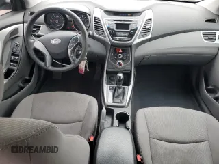 2016 Hyundai Elantra SE z VIN 5NPDH4AE2GH681321, wystawiony jako Copart lot #41835165 z przebiegiem 90 930 mil mil oraz Szkoda całkowita • Salvage title. Historia ofert i sprzedaży dostępna na DreamBid. Obrazek 8.