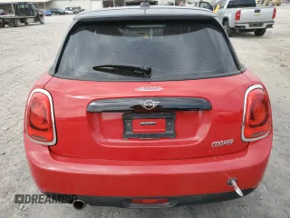 2021 MINI Hardtop 4 Door Oxford Edition z VIN WMWXU7C08M2N49721, wystawiony jako Copart lot #77983324 z przebiegiem 64 096 mil mil oraz Szkoda całkowita • Salvage title. Historia ofert i sprzedaży dostępna na DreamBid. Obrazek 6.