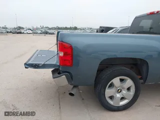 2011 Chevrolet Silverado 1500 LT with VIN 1GCRCSE03BZ164361, listed as a IAAI auction lot 41567590 with 197,659 mi miles. Bid and sale history available at carsss.com. Image 12.