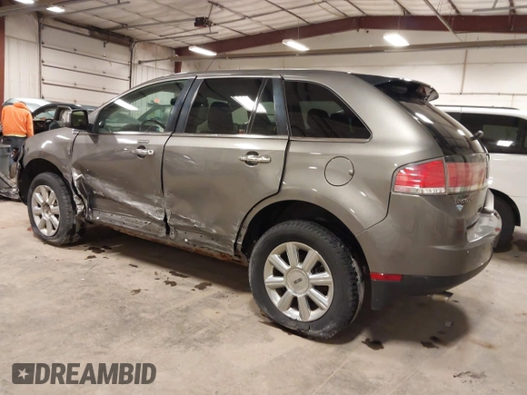 2009 Lincoln MKX with VIN 2LMDU88C79BJ11515, listed as a IAAI auction lot 41927989 with 167,273 mi miles and . Bid and sale history available at DreamBid. Image 3.