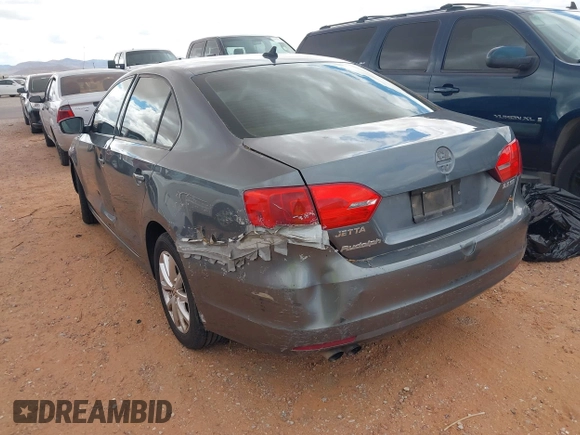 2012 Volkswagen Jetta SE with VIN 3VWDX7AJ0CM121106, listed as a IAAI auction lot 42624460 with 196,937 mi miles and . Bid and sale history available at DreamBid. Image 3.