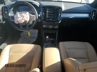 2019 Volvo XC40 Momentum с VIN YV4162UK5K2147350, выставлен на аукционе Copart как лот 48823265 с пробегом 61 029 миль миль и Списание • Salvage title. История ставок и продаж доступна на DreamBid. Изображение 8.