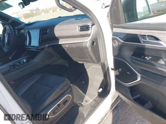 2023 Jeep Wagoneer Series II с VIN 1C4SJSBP7PS568384, выставлен на аукционе IAAI как лот 41146223 с пробегом 55 245 миль миль и . История ставок и продаж доступна на DreamBid. Изображение 5.