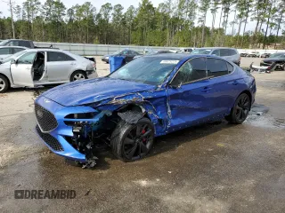 2022 Genesis G70 3.3T z VIN KMTG54TE1NU094180, wystawiony jako Copart lot #49625225 z przebiegiem 35 088 mil mil oraz Szkody całkowita. Historia ofert i sprzedaży dostępna na DreamBid. Obrazek 1.