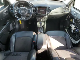 2018 Jeep Compass Latitude with VIN 3C4NJCBB9JT318383, listed as a Copart auction lot 53422815 with 98,482 mi miles and Salvage Title. Bid and sale history available at carsss.com. Image 8.