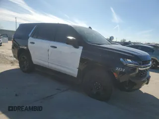 2022 Chevrolet Tahoe Commercial z VIN 1GNSCLEDXNR218616, wystawiony jako Copart lot #88235925 z przebiegiem 45 451 mil mil oraz Szkoda całkowita • Salvage title. Historia ofert i sprzedaży dostępna na DreamBid. Obrazek 4.