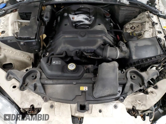 2009 Jaguar XF with VIN SAJXA06B69HR25287, listed as a Copart auction lot 42179625 with 222,124 mi miles and Salvage Title. Bid and sale history available at DreamBid. Image 11.
