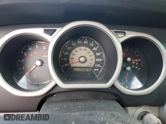 2004 Toyota 4Runner SR5 with VIN JTEBU14RX40029339, listed as a Copart auction lot 53664885 with 209,879 mi miles and Salvage Title. Bid and sale history available at DreamBid. Image 9.