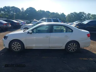 2013 Volkswagen Jetta SE with VIN 3VWDP7AJ7DM360993, listed as a IAAI auction lot 42242271 with 181,781 mi miles and . Bid and sale history available at DreamBid. Image 14.