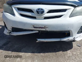 2013 Toyota Corolla L with VIN 2T1BU4EEXDC970586, listed as a IAAI auction lot 41997928 with 402,459 mi miles. Bid and sale history available at carsss.com. Image 6.