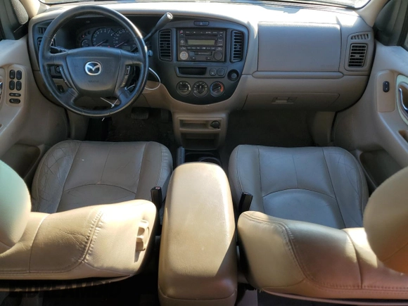 2002 Mazda Tribute LX with VIN 4F2YU09182KM36685, listed as a Copart auction lot 79732664 with 204,262 mi miles and Salvage Title. Bid and sale history available at carsss.com. Image 8.