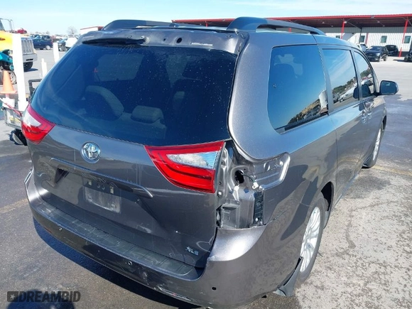 2016 Toyota Sienna XLE with VIN 5TDYK3DC7GS721667, listed as a IAAI auction lot 41400702 with 85,188 mi miles. Bid and sale history available at carsss.com. Image 6.