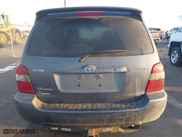 2007 Toyota Highlander w/3rd Row with VIN JTEEP21A470225371, listed as a IAAI auction lot 41776095 with 185,931 mi miles. Bid and sale history available at carsss.com. Image 16.