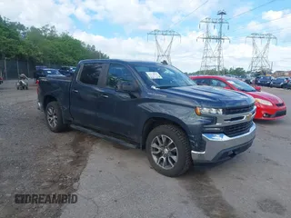 2020 Chevrolet Silverado 1500 LT z VIN 3GCUYDED9LG376077, wystawiony jako IAAI lot #42177863 z przebiegiem 96 928 mil mil oraz . Historia ofert i sprzedaży dostępna na DreamBid. Obrazek 1.