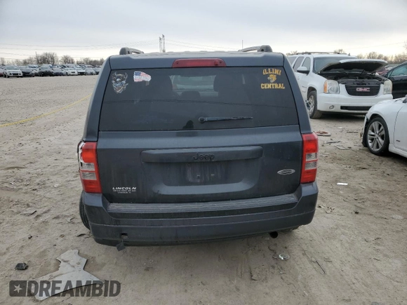 2014 Jeep Patriot Altitude with VIN 1C4NJPBA1ED758284, listed as a Copart auction lot 41959215 with 147,320 mi miles and Salvage Title. Bid and sale history available at DreamBid. Image 6.