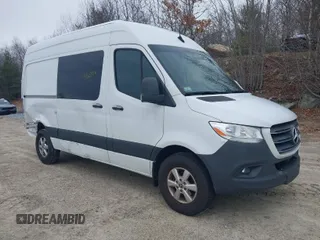 2021 Mercedes-Benz Sprinter Cargo Cargo with VIN W1Y40BHY3MT044744, listed as a IAAI auction lot 41865979 with 139,836 mi miles and . Bid and sale history available at carsss.com. Image 1.