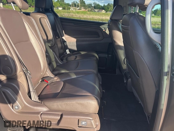 2020 Honda Odyssey Elite with VIN 5FNRL6H99LB004073, listed as a Copart auction lot 54796285 with 167,110 mi miles and Clean Title. Bid and sale history available at DreamBid. Image 6.
