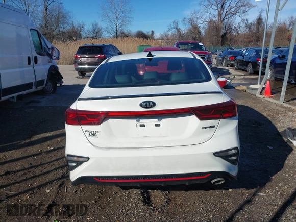 2020 Kia Forte GT-Line with VIN 3KPF34AD0LE152043, listed as a IAAI auction lot 41206092 with 41,502 mi miles. Bid and sale history available at carsss.com. Image 16.