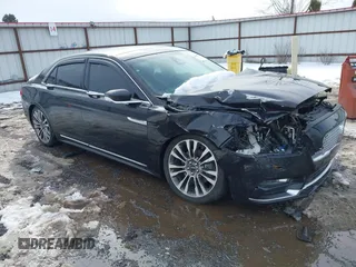 2017 Lincoln Continental Reserve with VIN 1LN6L9NC6H5611475, listed as a IAAI auction lot 41641069 with 62,647 mi miles. Bid and sale history available at carsss.com. Image 1.