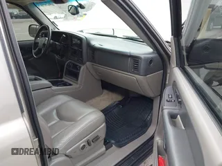2003 Chevrolet Tahoe LT z VIN 1GNEK13Z53J148280, wystawiony jako IAAI lot #40963535 z przebiegiem 196 726 mil mil oraz . Historia ofert i sprzedaży dostępna na DreamBid. Obrazek 5.