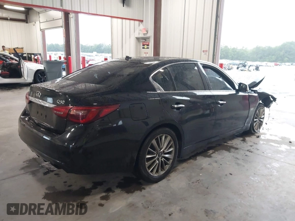 2019 Infiniti Q50 3.0t LUXE with VIN JN1EV7AP1KM512392, listed as a IAAI auction lot 40055915 with 103,485 mi miles. Bid and sale history available at carsss.com. Image 4.