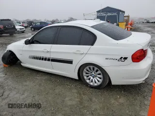 2009 BMW 3 Series 328i with VIN WBAPH53579A438546, listed as a Copart auction lot 85115464 with 86,775 mi miles and Salvage title. Bid and sale history available at DreamBid. Image 2.