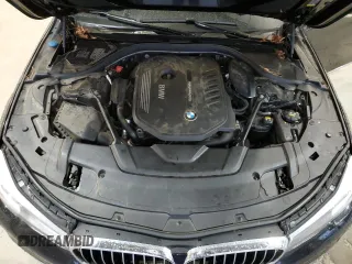 2017 BMW 7 Series 740i xDrive with VIN WBA7E4C53HGU99097, listed as a Copart auction lot 43945695 with 117,790 mi miles and Salvage Title. Bid and sale history available at carsss.com. Image 11.