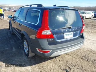 2010 Volvo XC70 3.2L with VIN YV4960BZ5A1078719, listed as a IAAI auction lot 41697871 with 115,608 mi miles and . Bid and sale history available at DreamBid. Image 3.