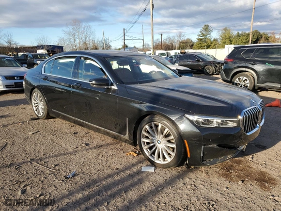 2020 BMW 7 Series 740i xDrive with VIN WBA7T4C04LCD18344, listed as a Copart auction lot 82823384 with 0 mi miles and Salvage Title. Bid and sale history available at carsss.com. Image 4.