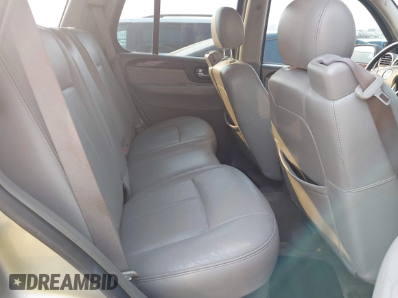 2005 GMC Envoy SLT with VIN 1GKDT13S752251920, listed as a IAAI auction lot 41670725 with 192,509 mi miles. Bid and sale history available at carsss.com. Image 8.