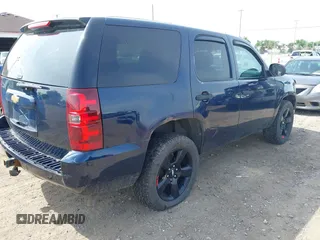 2012 Chevrolet Tahoe Commercial z VIN 1GNLC2E02CR315009, wystawiony jako IAAI lot #42525280 z przebiegiem 232 254 mil mil oraz . Historia ofert i sprzedaży dostępna na DreamBid. Obrazek 4.