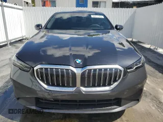 2024 BMW 5 Series 530i with VIN WBA43FJ0XRCR49428, listed as a Copart auction lot 46817345 with 22,219 mi miles and Clean Title. Bid and sale history available at carsss.com. Image 5.