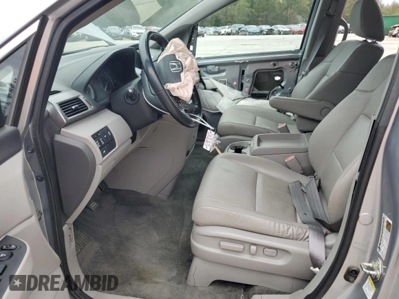 2016 Honda Odyssey EX-L with VIN 5FNRL5H66GB136181, listed as a Copart auction lot 81350074 with 103,175 mi miles and Salvage Title. Bid and sale history available at DreamBid. Image 7.