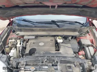 2015 Nissan Pathfinder S with VIN 5N1AR2MN5FC610944, listed as a IAAI auction lot 41621643 with 121,683 mi miles. Bid and sale history available at carsss.com. Image 10.