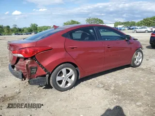 2013 Hyundai Elantra GLS z VIN 5NPDH4AE8DH352599, wystawiony jako Copart lot #58244085 z przebiegiem 137 714 mil mil oraz Szkoda całkowita • Salvage title. Historia ofert i sprzedaży dostępna na DreamBid. Obrazek 3.