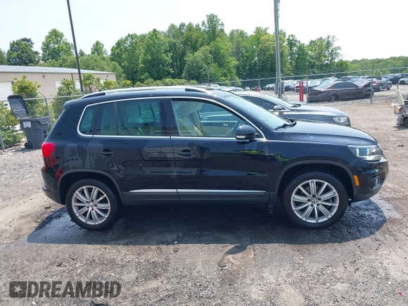 2012 Volkswagen Tiguan SE z VIN WVGBV7AX1CW548133, wystawiony jako IAAI lot #42403164 z przebiegiem 139 083 mil mil oraz . Historia ofert i sprzedaży dostępna na DreamBid. Obrazek 13.