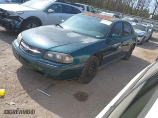 2000 Chevrolet Impala with VIN 2G1WF52E9Y9330910, listed as a IAAI auction lot 41940930 with 232,467 mi miles. Bid and sale history available at carsss.com. Image 2.