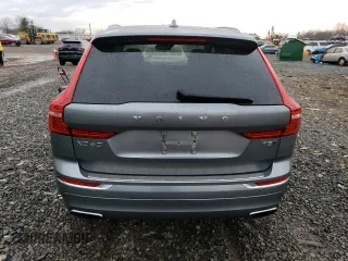 2021 Volvo XC60 Inscription z VIN YV4102RL3M1860596, wystawiony jako Copart lot #47239585 z przebiegiem 39 830 mil mil oraz Szkoda całkowita • Salvage title. Historia ofert i sprzedaży dostępna na DreamBid. Obrazek 6.