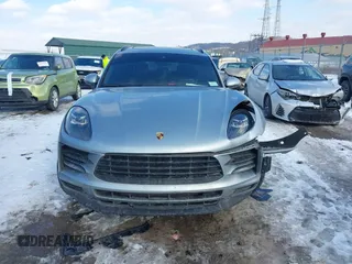 2020 Porsche Macan with VIN WP1AA2A57LLB00363, listed as a IAAI auction lot 41329460 with 35,585 mi miles and . Bid and sale history available at DreamBid. Image 12.