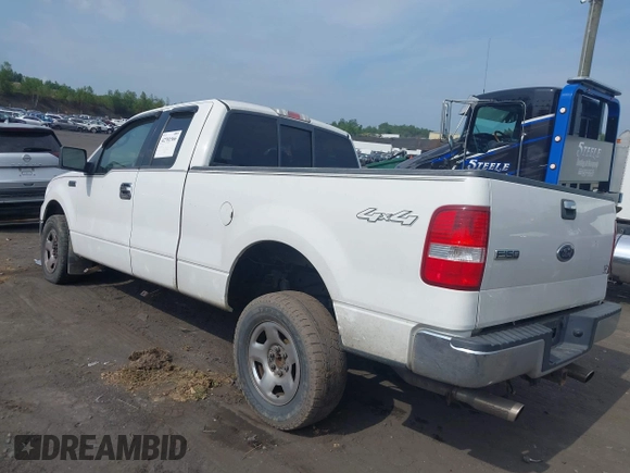 2004 Ford F-150 STX z VIN 1FTRX14W84NC21782, wystawiony jako IAAI lot #42701566 z przebiegiem 127 689 mil mil oraz . Historia ofert i sprzedaży dostępna na DreamBid. Obrazek 3.