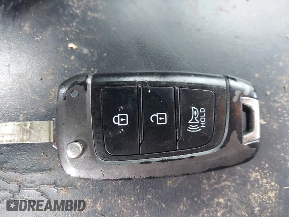 2020 Hyundai Venue SEL z VIN KMHRC8A32LU042779, wystawiony jako IAAI lot #41524933 z przebiegiem 111 579 mil mil oraz . Historia ofert i sprzedaży dostępna na DreamBid. Obrazek 11.