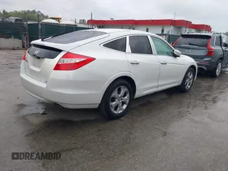 2010 Honda Crosstour EX-L z VIN 5J6TF2H5XAL010875, wystawiony jako IAAI lot #42329369 z przebiegiem 255 749 mil mil oraz . Historia ofert i sprzedaży dostępna na DreamBid. Obrazek 4.