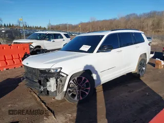 2021 Jeep Grand Cherokee Overland with VIN 1C4RJKDG3M8204967, listed as a IAAI auction lot 41744813 with 37,297 mi miles and . Bid and sale history available at DreamBid. Image 18.