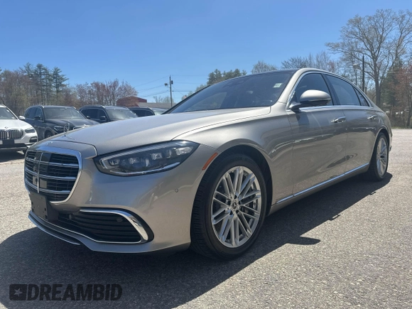2021 Mercedes-Benz S 580 with VIN W1K6G7GB5MA038965, listed as a IAAI auction lot 42168395 with 90,055 mi miles and . Bid and sale history available at carsss.com. Image 2.