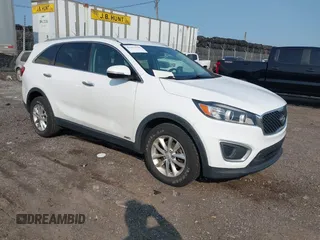 2017 Kia Sorento LX z VIN 5XYPGDA33HG219471, wystawiony jako IAAI lot #42413136 z przebiegiem 165 365 mil mil oraz . Historia ofert i sprzedaży dostępna na DreamBid. Obrazek 1.