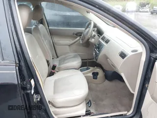 2005 Ford Focus S with VIN 1FAHP34N55W199644, listed as a IAAI auction lot 42351890 with 179,365 mi miles and . Bid and sale history available at DreamBid. Image 5.